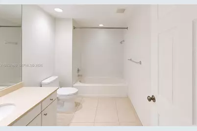 2000 N Bayshore Dr #1509, Miami, FL 33137 - Photo 9