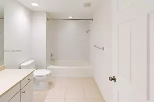2000 N Bayshore Dr, Miami, FL 33137 - Photo 9