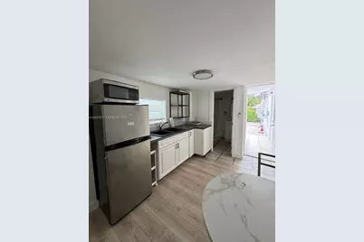 17301 NE 19th Ave #3, North Miami Beach, FL 33162 - Photo 1
