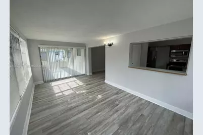 [Address not provided], Lauderdale Lakes, FL 33309 - Photo 9