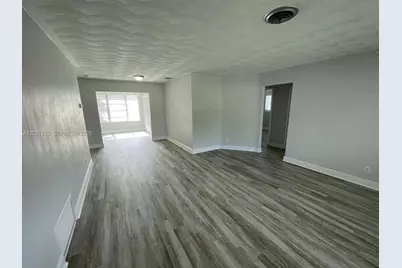 [Address not provided], Lauderdale Lakes, FL 33309 - Photo 11