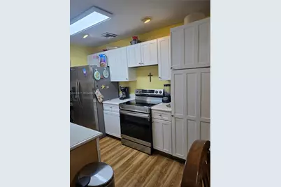 19500 SW 87th Ave, Cutler Bay, FL 33157 - Photo 5