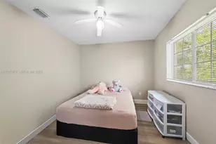 3690 N 56th Ave, Hollywood, FL 33021 - Photo 11