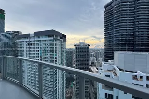 1060 Brickell Ave, Miami, FL 33131 - Photo 7