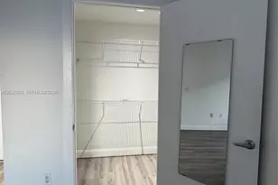 1060 Brickell Ave, Miami, FL 33131 - Photo 13