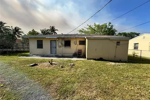 950 NE 160th St, North Miami Beach, FL 33162 - Photo 11