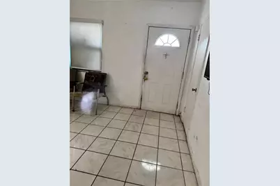 950 NE 160th St, North Miami Beach, FL 33162 - Photo 3