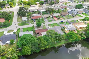7560 Granada Blvd, Miramar, FL 33023 - Photo 19