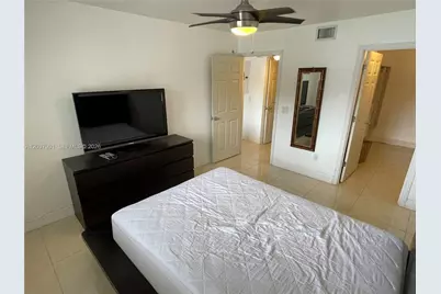 3690 N 56th Ave #904, Hollywood, FL 33021 - Photo 11