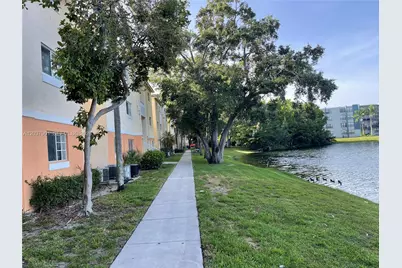3690 N 56th Ave #904, Hollywood, FL 33021 - Photo 15