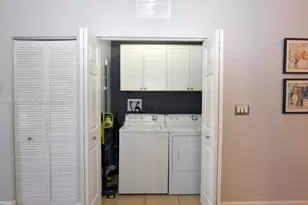 163 SE 36th Ave, Homestead, FL 33033 - Photo 3