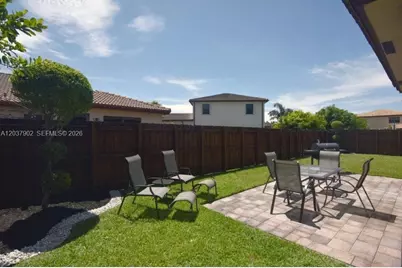 163 SE 36th Ave, Homestead, FL 33033 - Photo 17