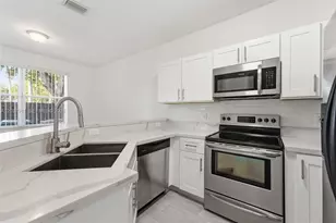 12594 SW 122nd St, Miami, FL 33186 - Photo 5