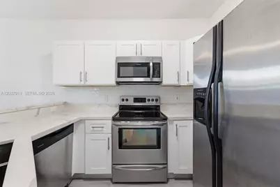 12594 SW 122nd St, Miami, FL 33186 - Photo 7