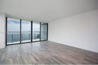 460 NE 28 St #501, Miami, FL 33132 - Photo 3