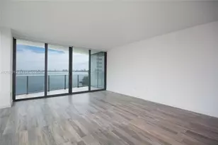 460 NE 28th St, Miami, FL 33132 - Photo 3