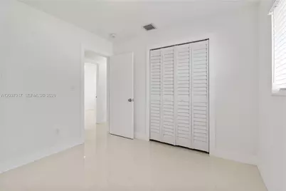 10501 SW 53rd St, Miami, FL 33165 - Photo 47