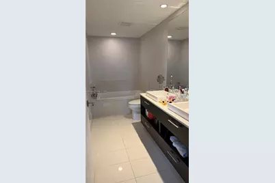 45 SW 9th St #1106, Miami, FL 33130 - Photo 39