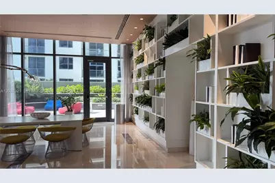 45 SW 9th St #1106, Miami, FL 33130 - Photo 15