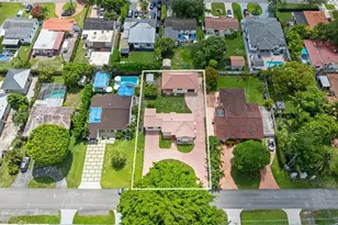 241 Hammond Dr, Miami Springs, FL 33166 - Photo 3