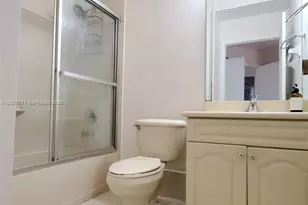 640 NW 79th Ave, Pembroke Pines, FL 33024 - Photo 7