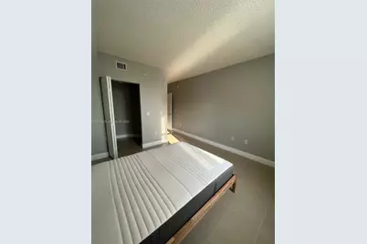 [Address not provided], Sunny Isles Beach, FL 33160 - Photo 17