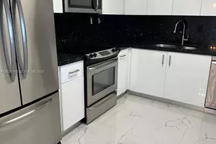 3530 Mystic Pointe Dr, Aventura, FL 33180 - Photo 3