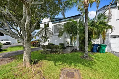 21150 NE 3rd Ave, Miami, FL 33179 - Photo 3