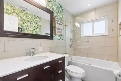 351 NE 117th St, Miami, FL 33161 - Photo 35