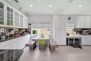 4152 Sapphire Terrace, Weston, FL 33331 - Photo 9