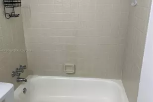 2060 SW 90th Ave, Davie, FL 33324 - Photo 5