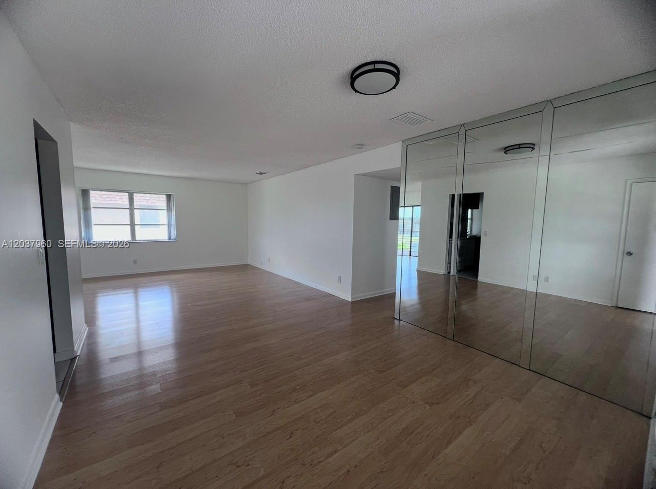 2430 SW 81st Ave #408 main architectural view