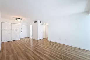 17560 Atlantic Blvd, Sunny Isles Beach, FL 33160 - Photo 15