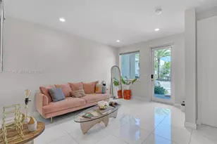 10365 NW 66th St, Doral, FL 33178 - Photo 1