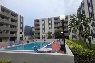 10000 NW 80th Ct, Hialeah Gardens, FL 33016 - Photo 23