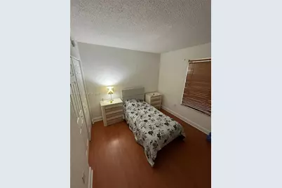 525 W 69th St #207, Hialeah, FL 33014 - Photo 9