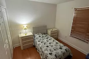 525 W 69th St, Hialeah, FL 33014 - Photo 9