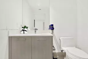 45 SW 9th St, Miami, FL 33130 - Photo 15