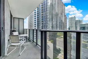 45 SW 9th St, Miami, FL 33130 - Photo 3