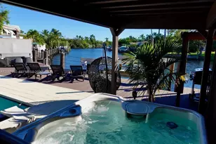 2100 NE 24th St, Wilton Manors, FL 33305 - Photo 7