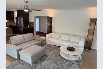 2100 NE 24th St, Wilton Manors, FL 33305 - Photo 21