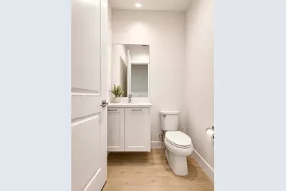 8185 NW 42nd St #8185, Doral, FL 33166 - Photo 5