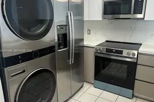 5091 NW 7th St, Miami, FL 33126 - Photo 5