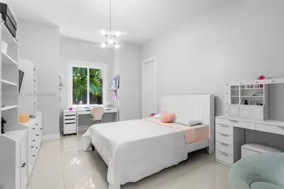 11900 Griffing Blvd, Biscayne Park, FL 33161 - Photo 35