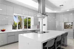 11900 Griffing Blvd, Biscayne Park, FL 33161 - Photo 11