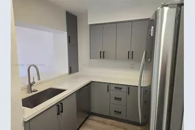 1280 S Alhambra Cir #1308, Coral Gables, FL 33146 - Photo 3
