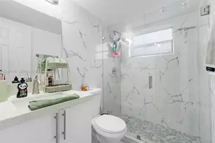1131 SW 7th St, Miami, FL 33130 - Photo 21