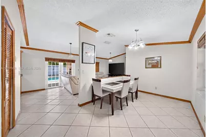 955 NW 128th Ct, Miami, FL 33182 - Photo 7