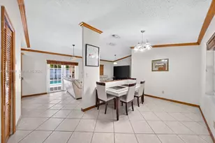 955 NW 128th Ct, Miami, FL 33182 - Photo 7