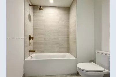 77 SE 5th St #4002, Miami, FL 33131 - Photo 19